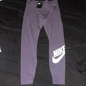 Nike women Purple Leggings